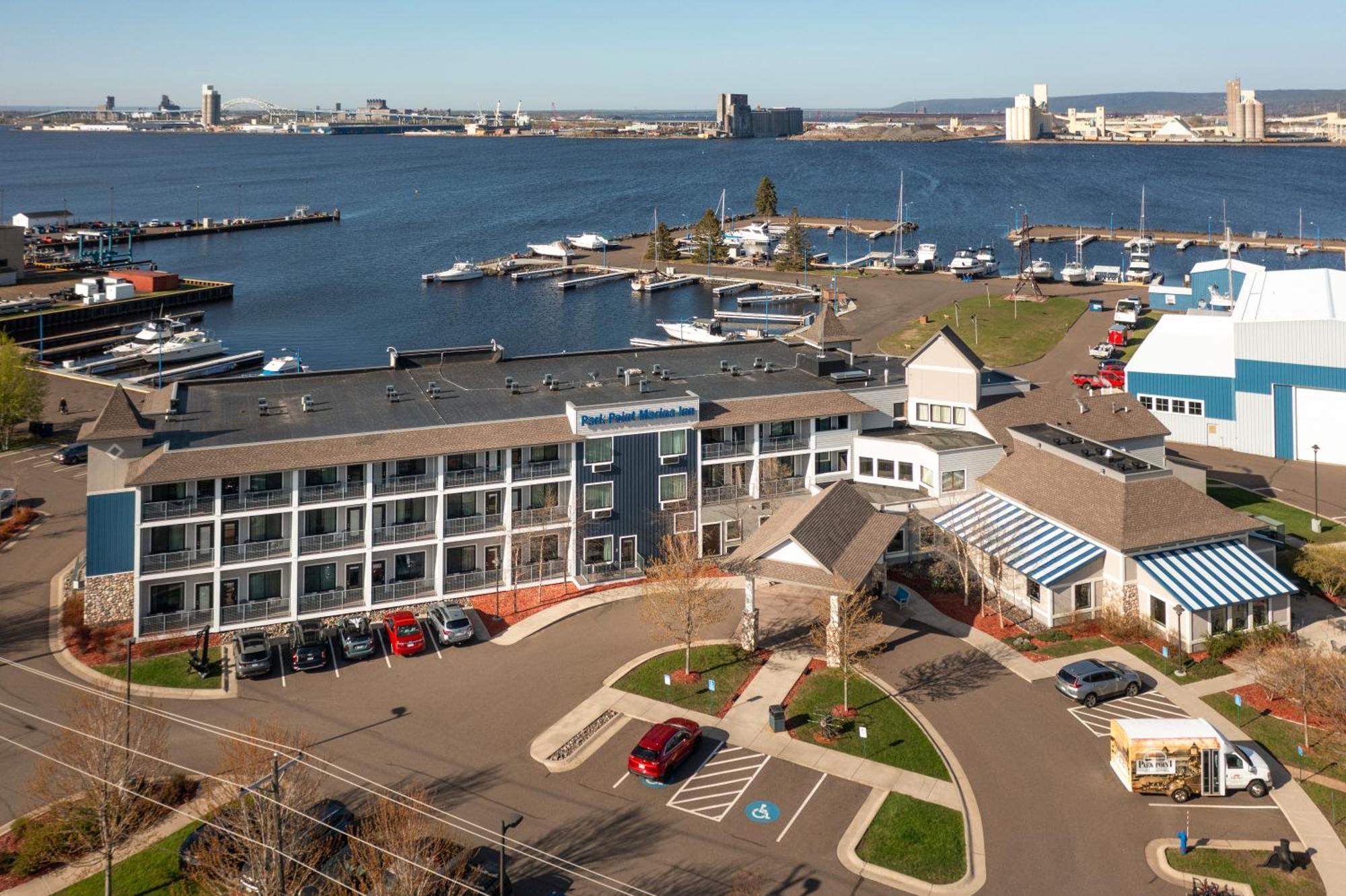 Park Point Marina Inn Ντουλούθ Εξωτερικό φωτογραφία