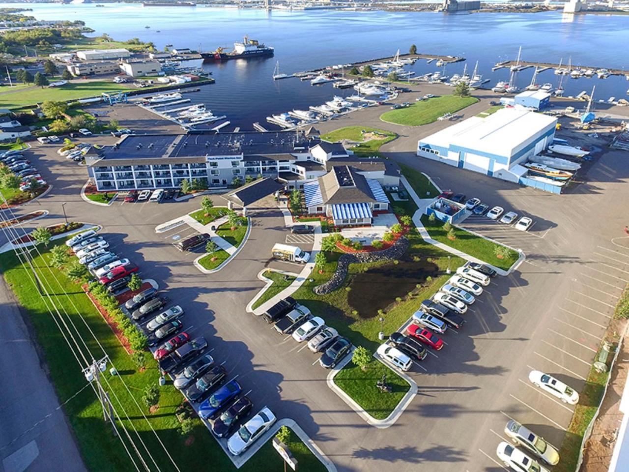 Park Point Marina Inn Ντουλούθ Εξωτερικό φωτογραφία